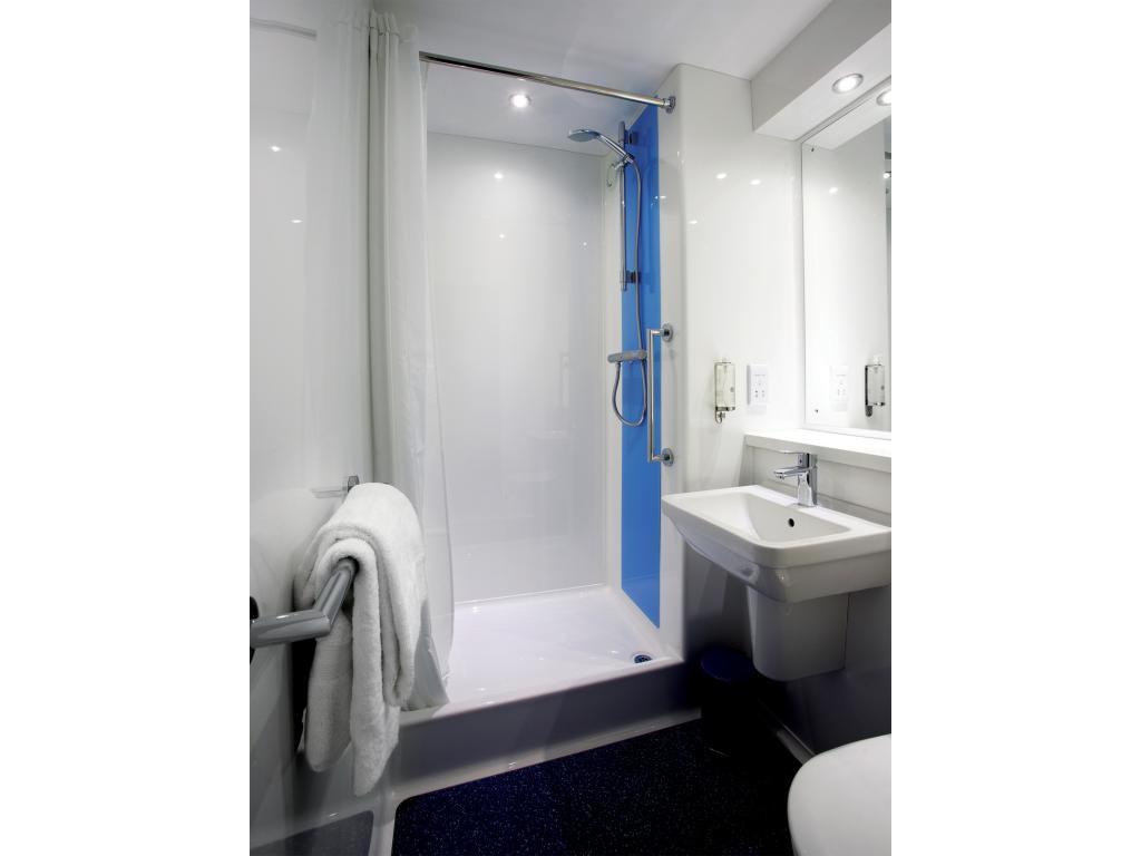 Travelodge London Covent Garden Zewnętrze zdjęcie